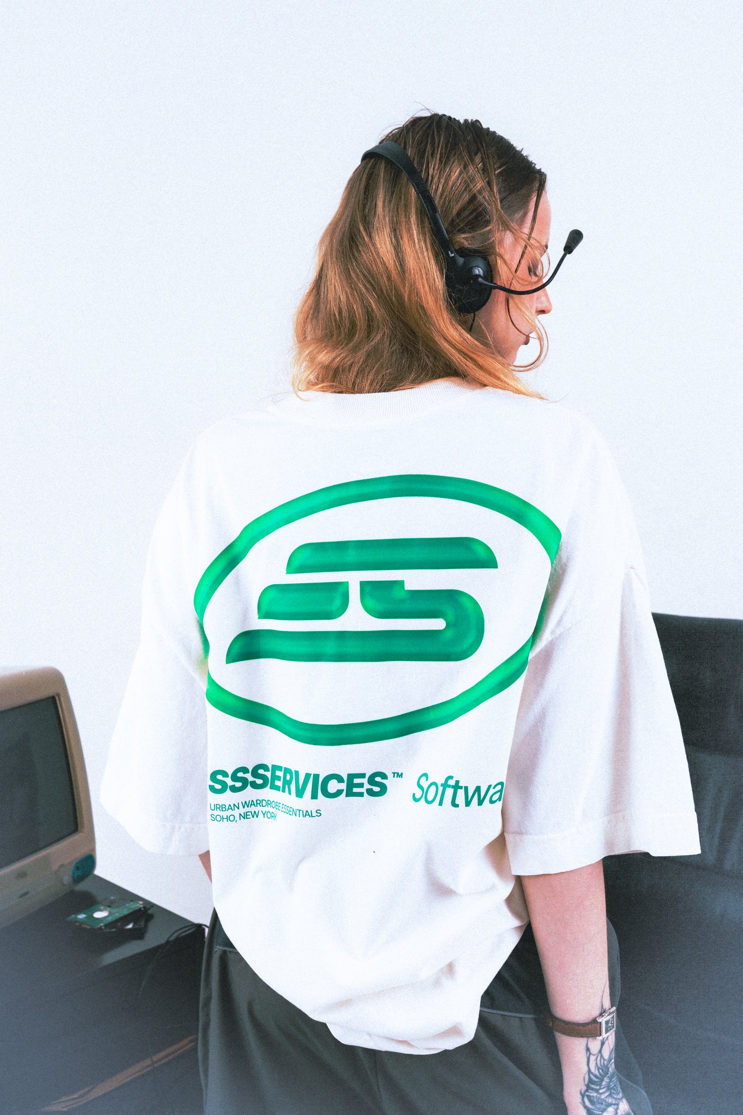 Camiseta Heavy Oversized 'Software' Branca